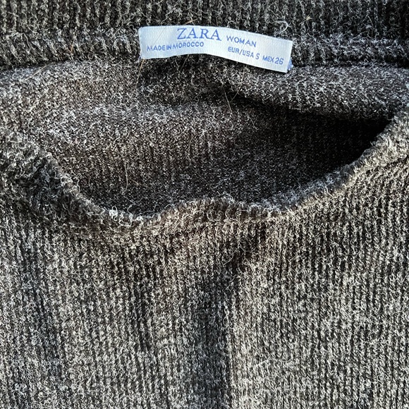 Grey zara sweater with lace - Picture 2 of 2